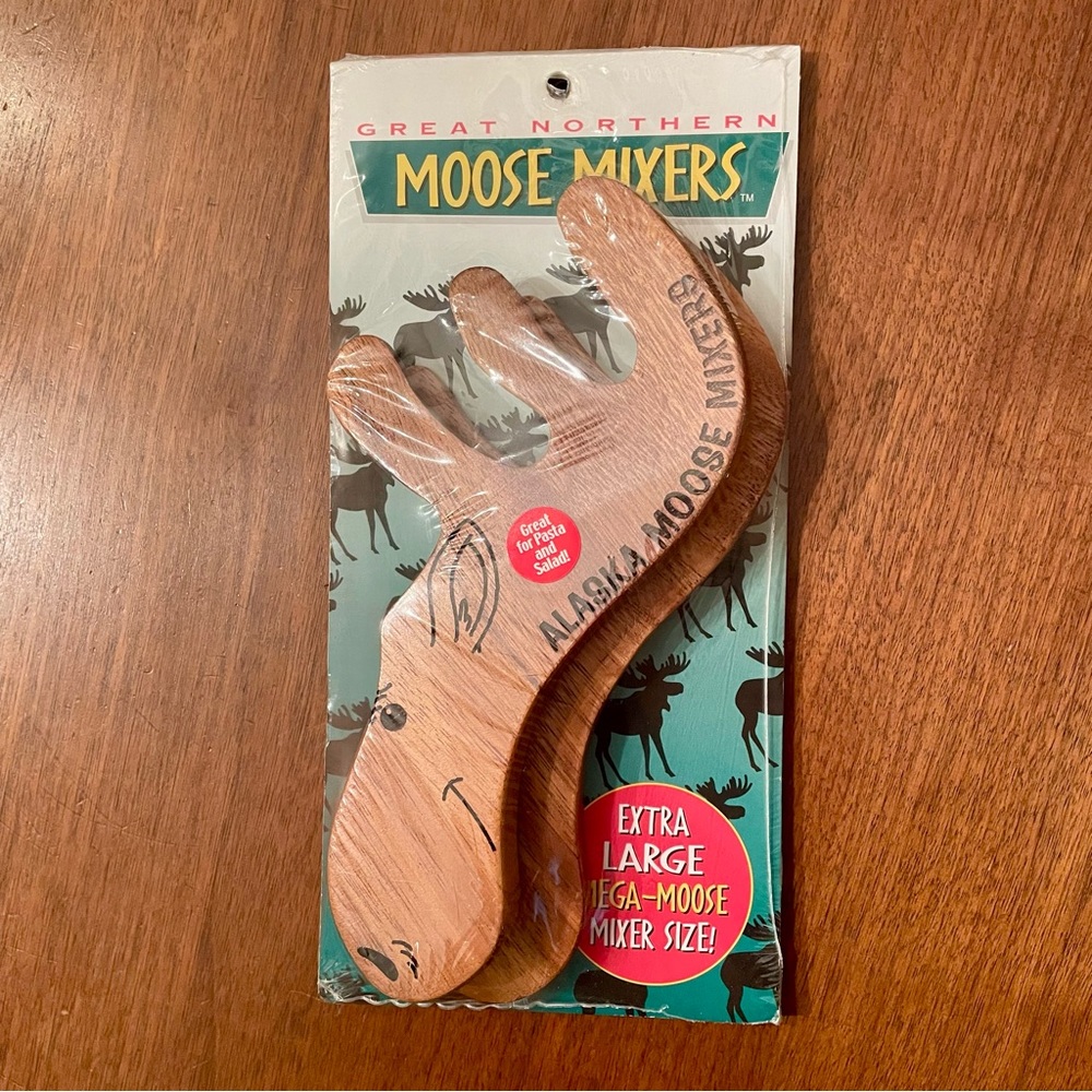 Great Northern Products Wooden Moose Mixers NWT Toss Salad Pasta Alaska
